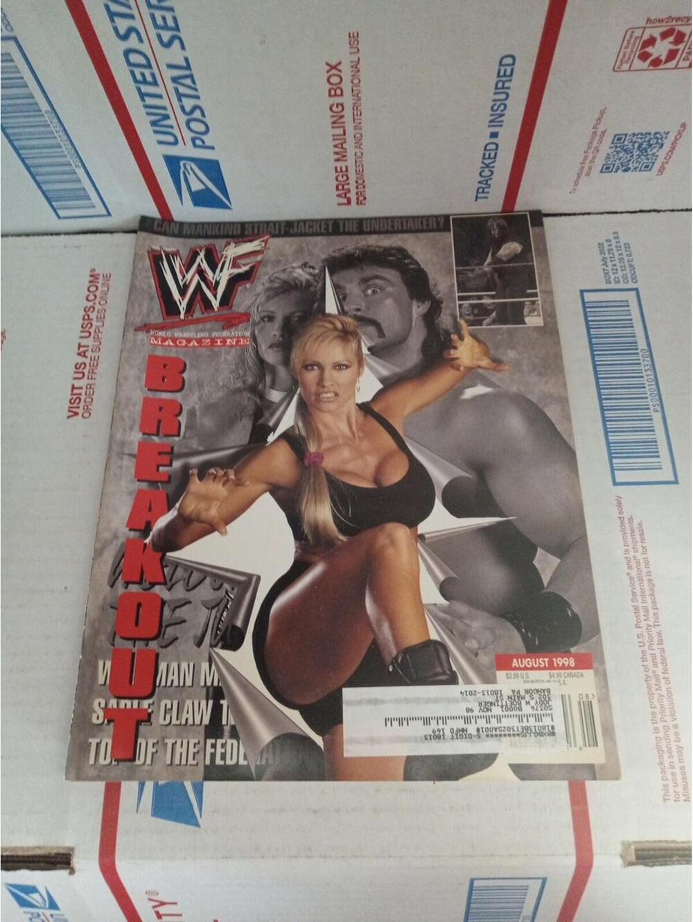 VINTAGE WWF MAGAZINE/ AUGUST 1998/ MARC MERO + SABLE with Poster ~ Cb51